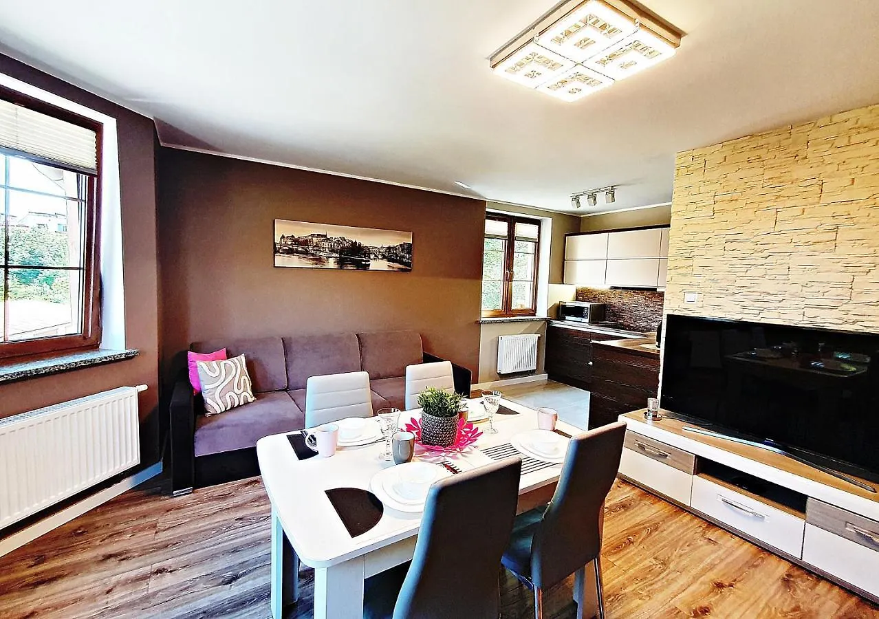Apartamenty Sun&Fun Rezydencja Parkowa Nadrzeczna 3D I 3E -Blisko Centrum, Dworca Pkp W Otoczeniu Zieleni Karpacz 0*,