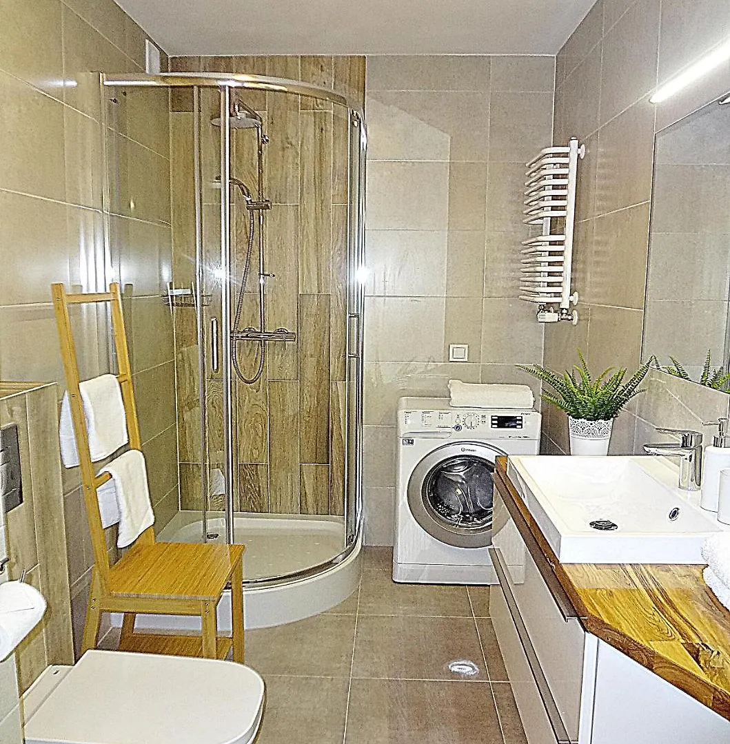 Apartamenty Sun&Fun Rezydencja Parkowa Nadrzeczna 3D I 3E -Blisko Centrum, Dworca Pkp W Otoczeniu Zieleni Karpacz 0*,